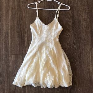 White lace dress
